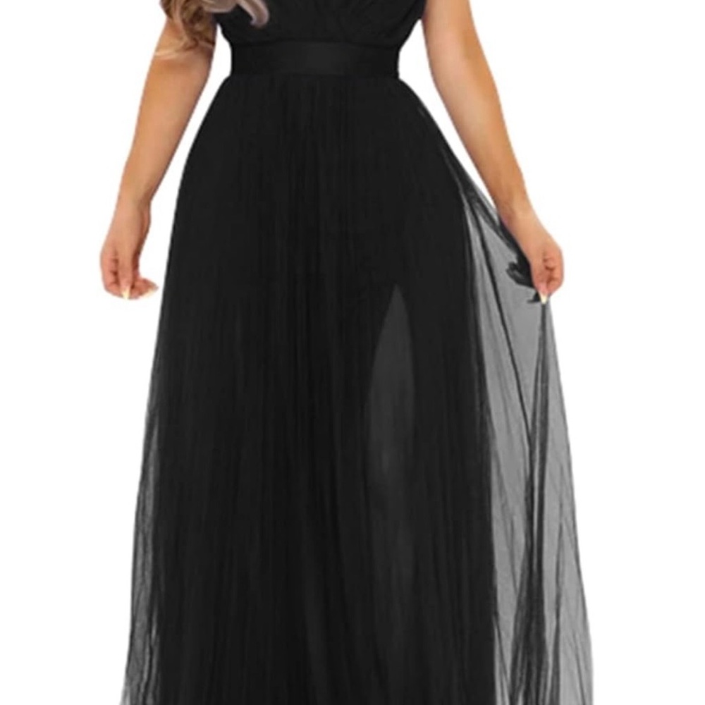 Elegant Black Evening Gown